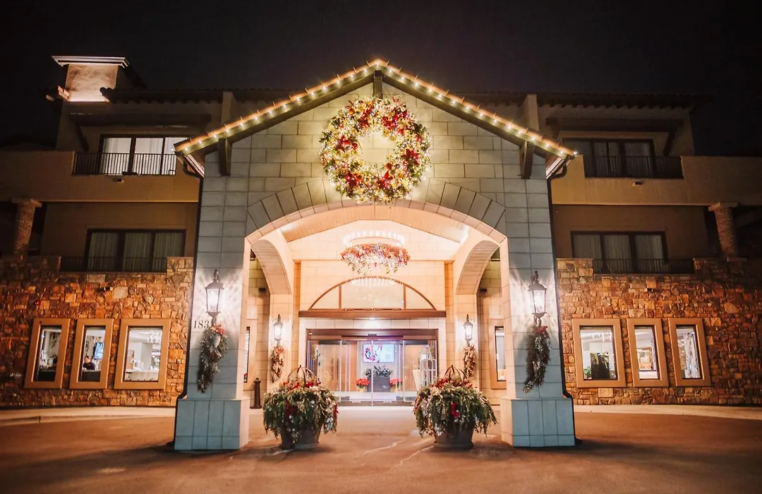 Flying Horse Resort & Club-1