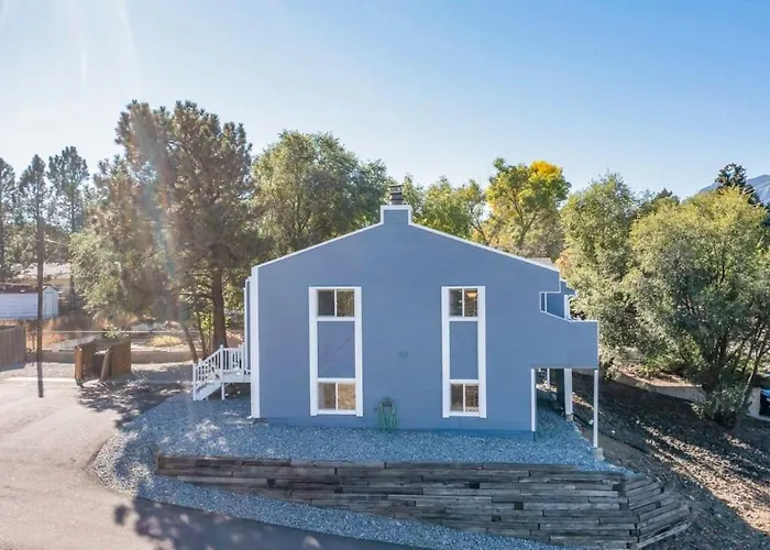 West Side Getaway Amazing Location Extended Stay